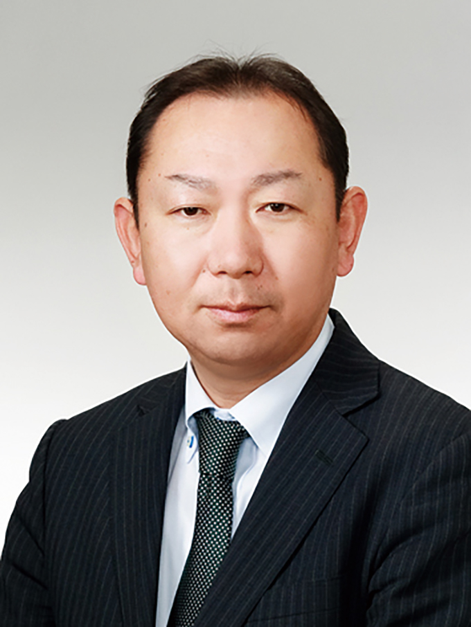 写真：代表取締役　三牧好起